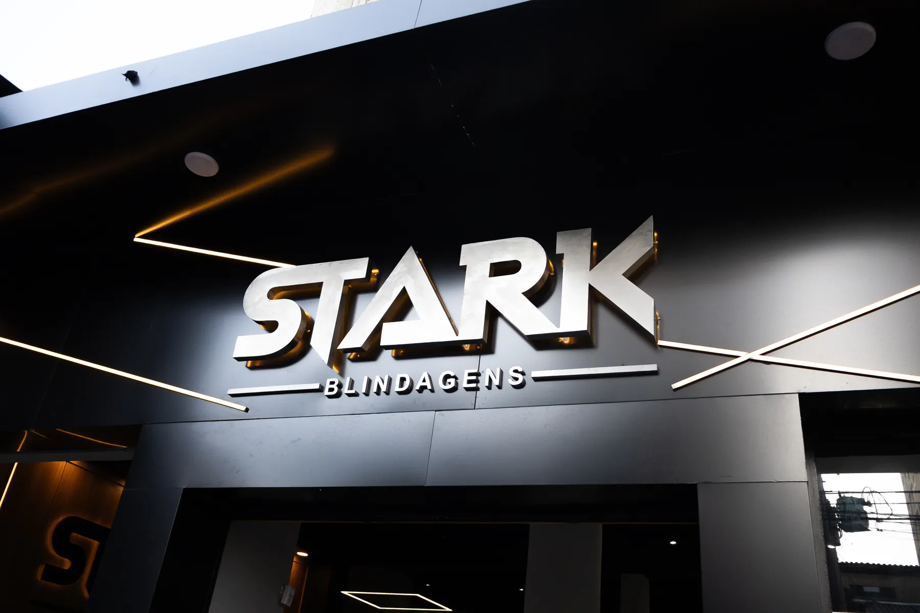 Fachada da Stark Blindagens